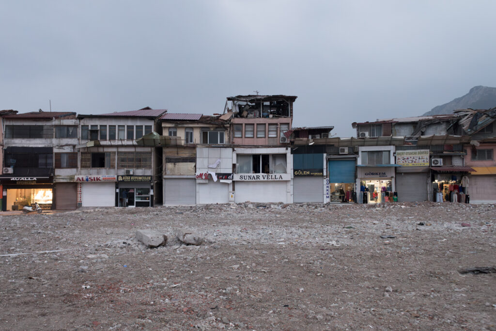 The main bazaar of Antakya one evening in February 2024 (Kyriakos Finas)