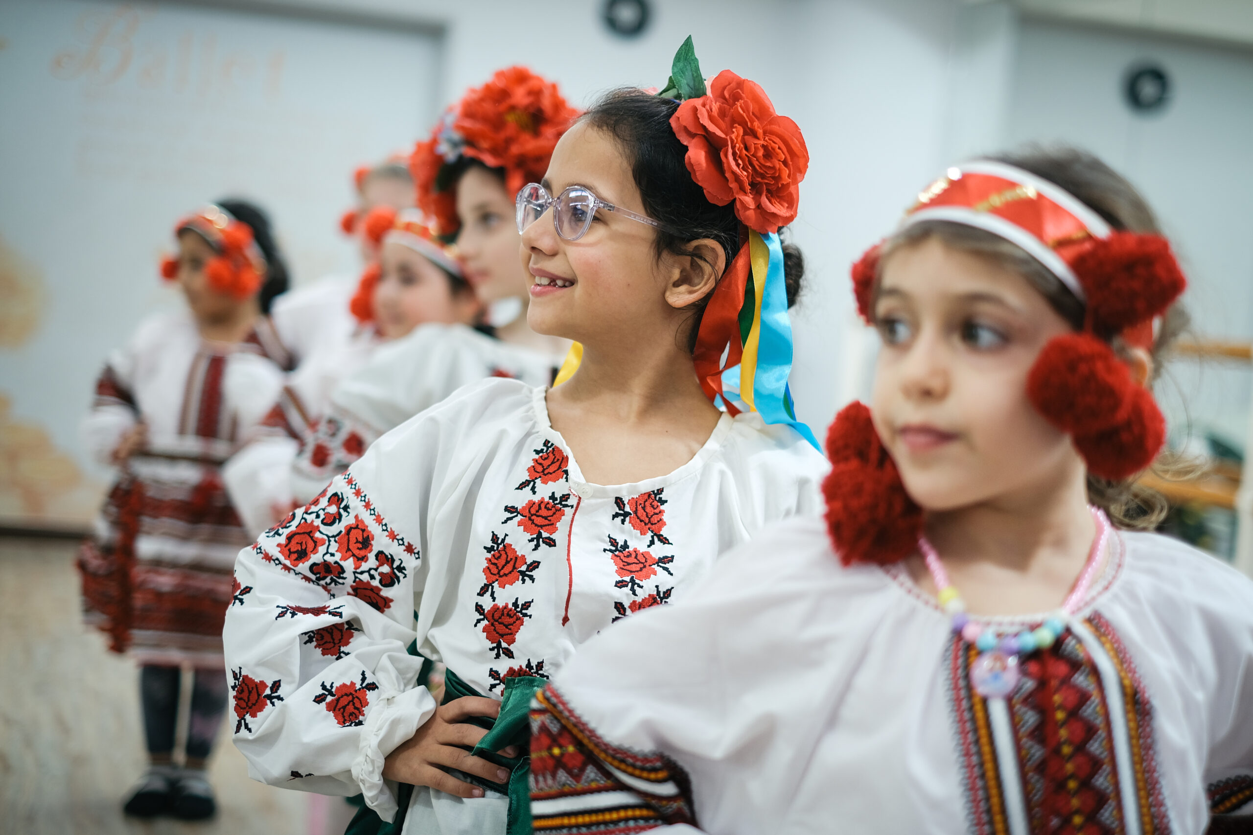 At Beirut's Ukrainian Cultural Center, children practice ballet (João Sousa)