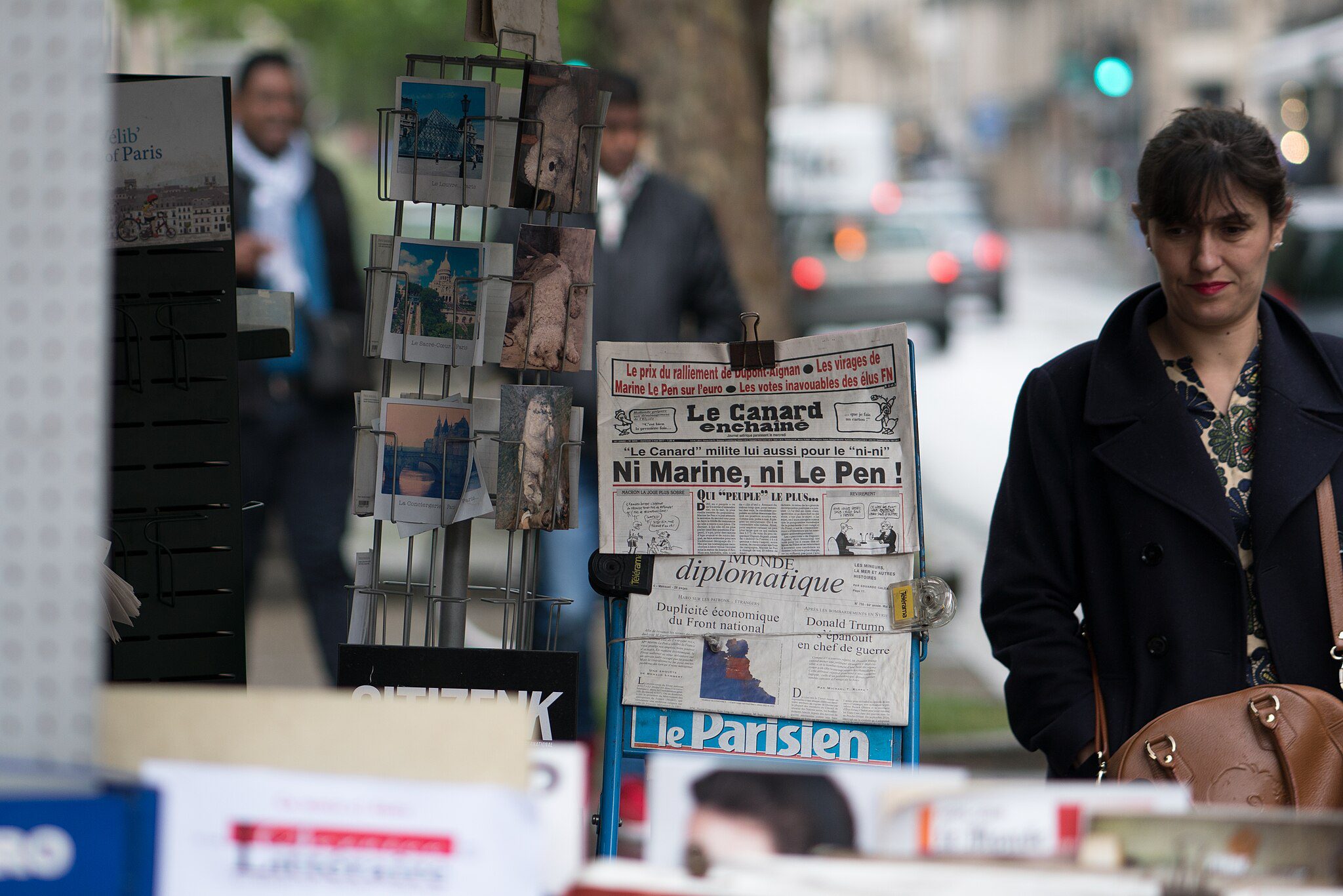 A satirical French newspaper says "Neither Marine nor Le Pen," published on May 6, 2017 (Lorie Shaull/Wikimedia Commons)