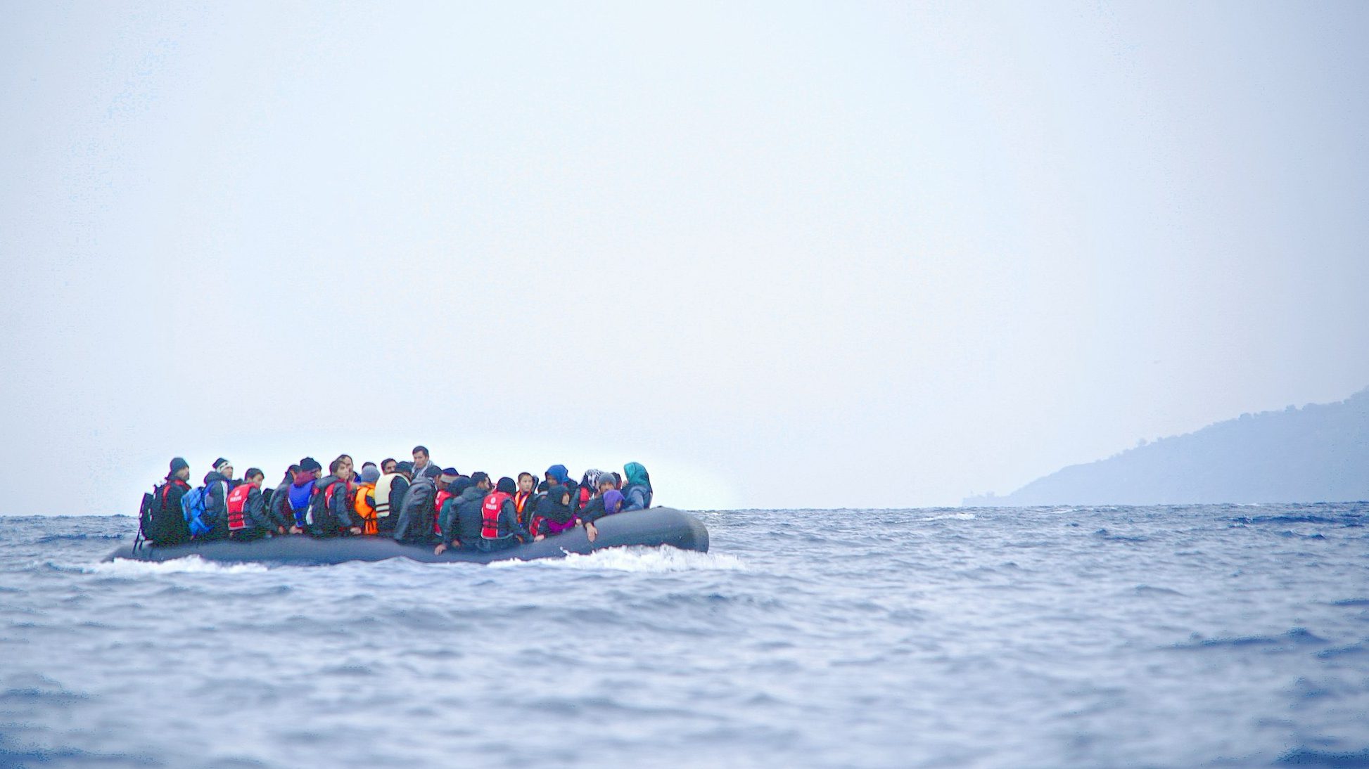 Refugees on a boat crossing the Mediterranean sea, heading from Turkish coast to the northeastern Greek island of Lesbos, 29 January 2016 (Mstyslav Chernov/Unframe via Wikimedia Commons)