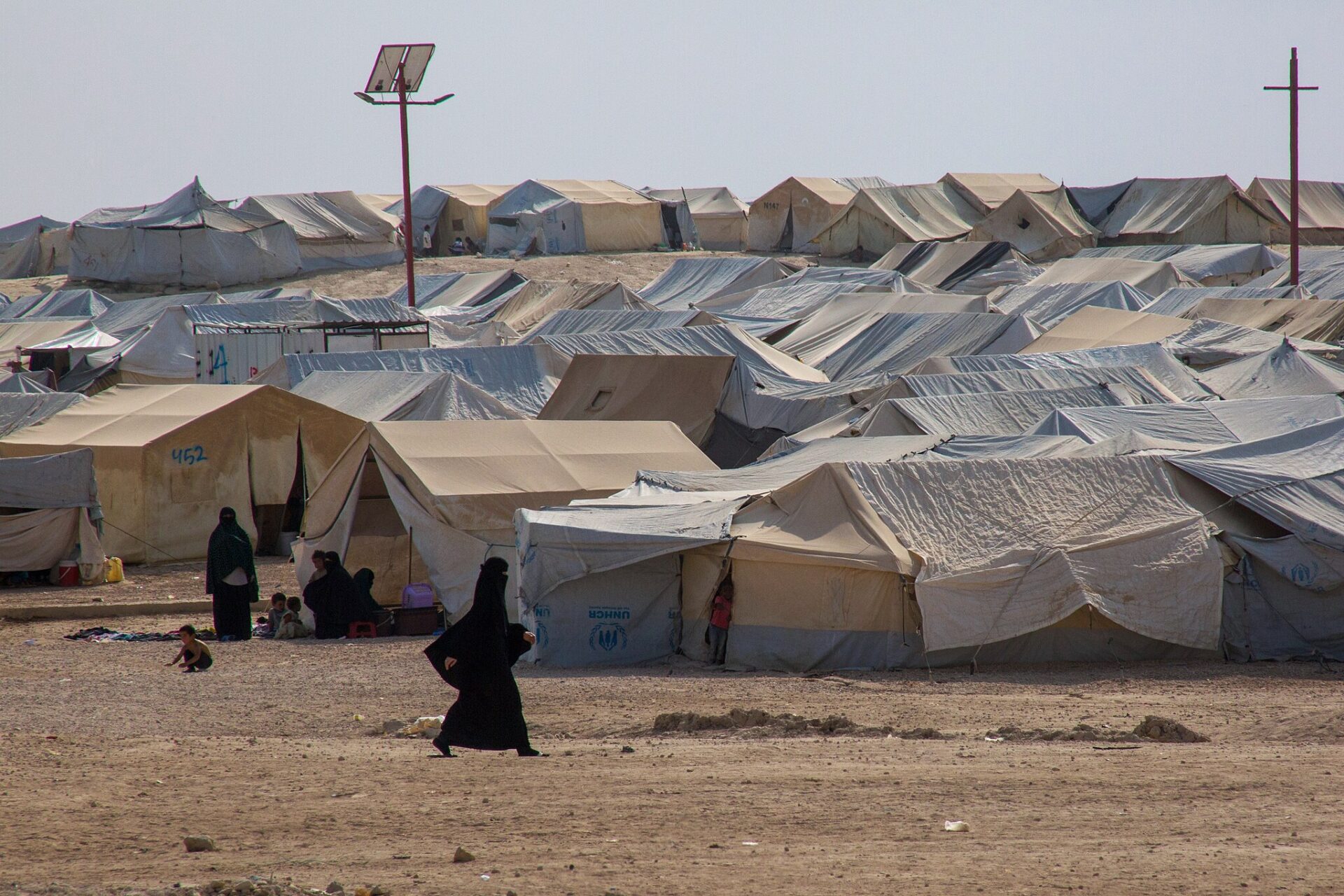 Around 71,000 people were housed as refugees in the al-Hol camp at the time of Turkey's military operations in Syria in October 2019 (Y. Boechat/Voice of America via Wikimedia Commons)