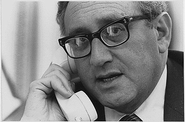 "Public Domain: Henry Kissinger on the Phone to Brent Scowcroft, April 29, 1975 by David Hume Kennerly (NARA)" by pingnews.com is marked with Public Domain Mark 1.0.