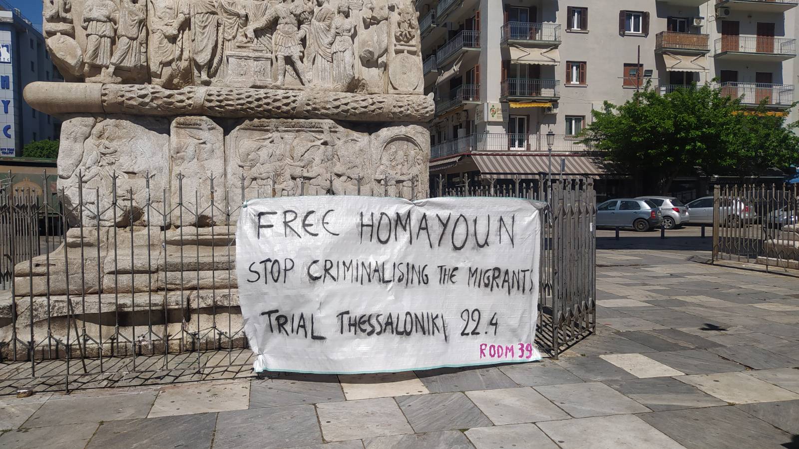 A photo of a banner calling for Homayoun's release in Thessaloniki, Greece, in April 2024 (Courtesy of the Free Homayoun Campaign)