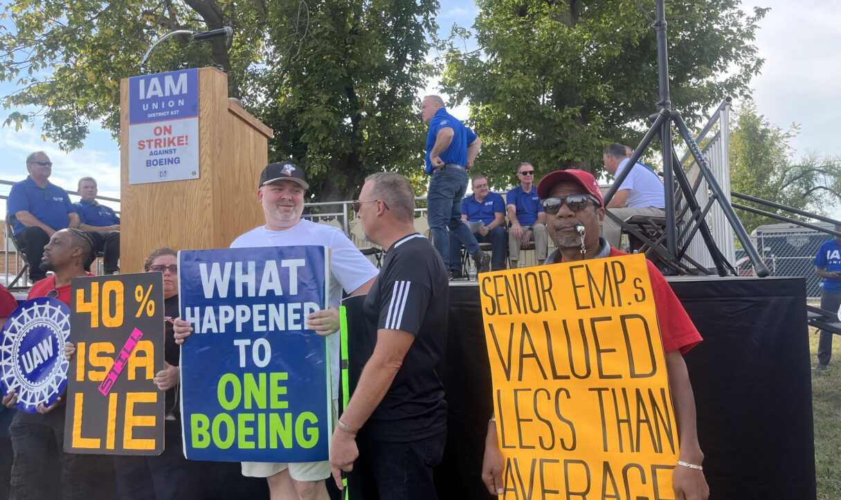 Boeing workers are on strike for a living wage (Sophie Hurwitz/Inkstick)