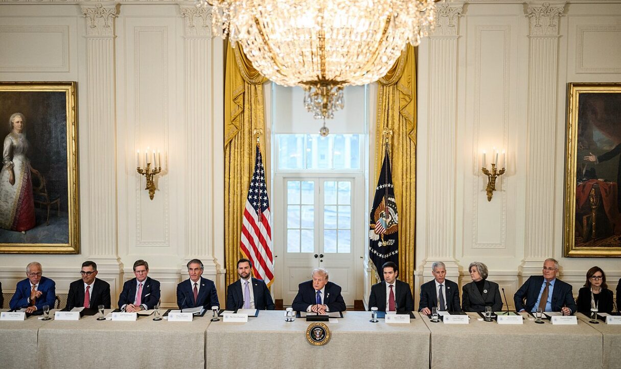 US President Donald Trump attends a roundtable with energy officials ane xecutives from the oil industry in the White House on Jan. 9, 2026 (Molly Riley/White House/Wikimedia Commons)