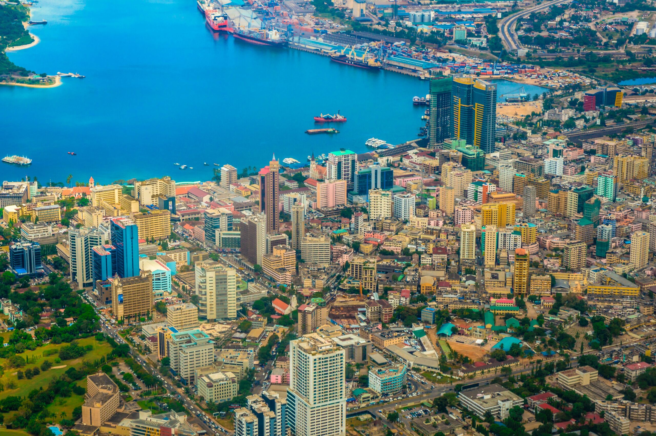 A photo published in May 2020 shows the city of Dar es Salaam, Tanzania (Peter Mitchell/Unsplash)